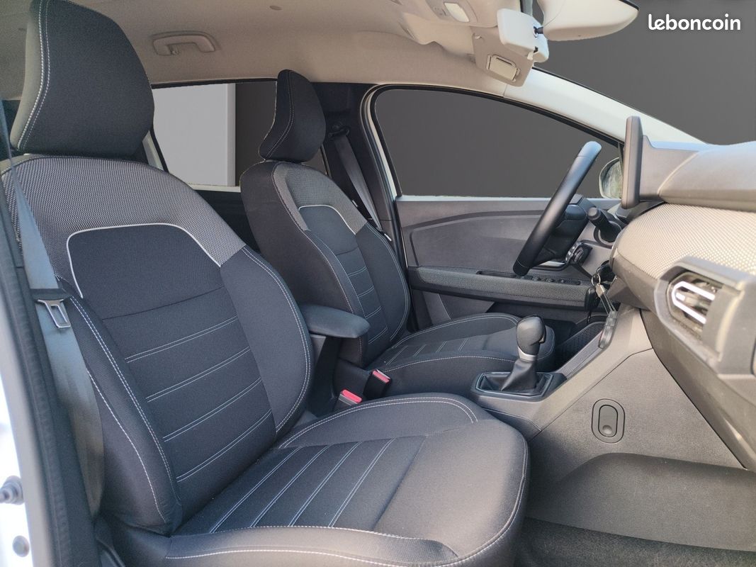 DACIA JOGGER Hybrid 140 5 places Expression - Virtual Cockpit - CarPlay - Clim - Garantie 12 mois (image 11)