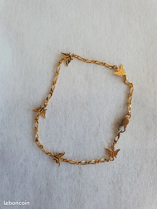 Bracelet dore papillon (image 1)