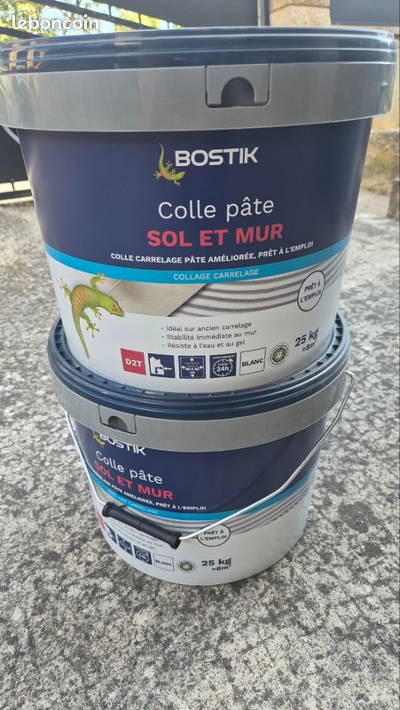 Colle carrelage (image 1)