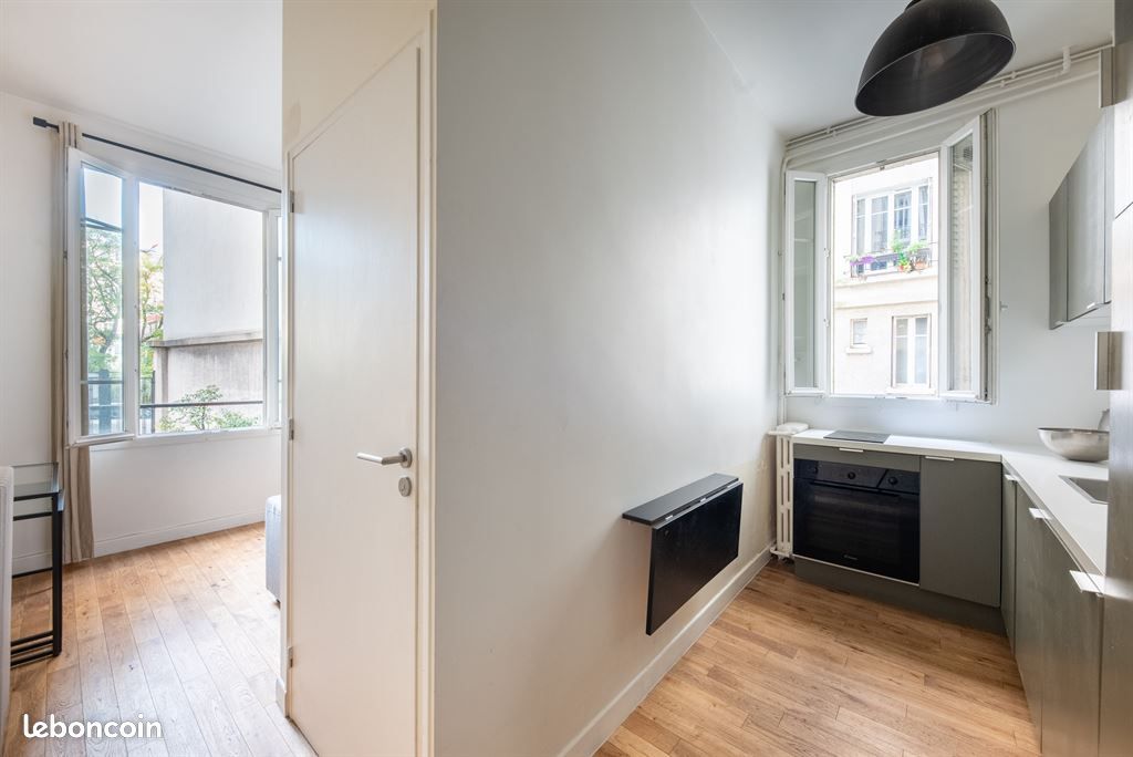 Appartement 1 pièce 24 m² · à Paris · 24 m² · 195 000 €