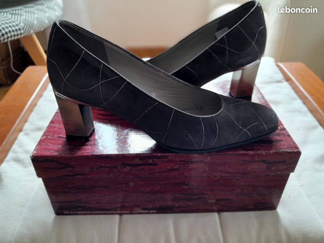 Chaussures neuves pointure 37 (image 1)