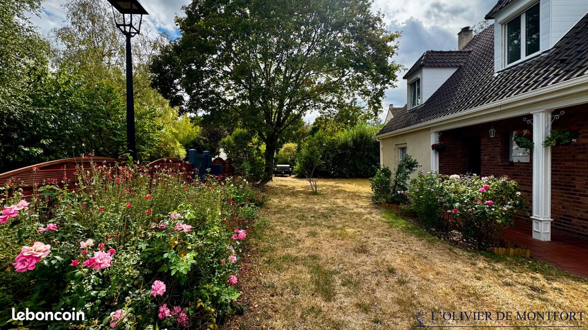 Maison 7 pièces 178 m² · à Montfort-l'Amaury · 178 m² · 610 000 €