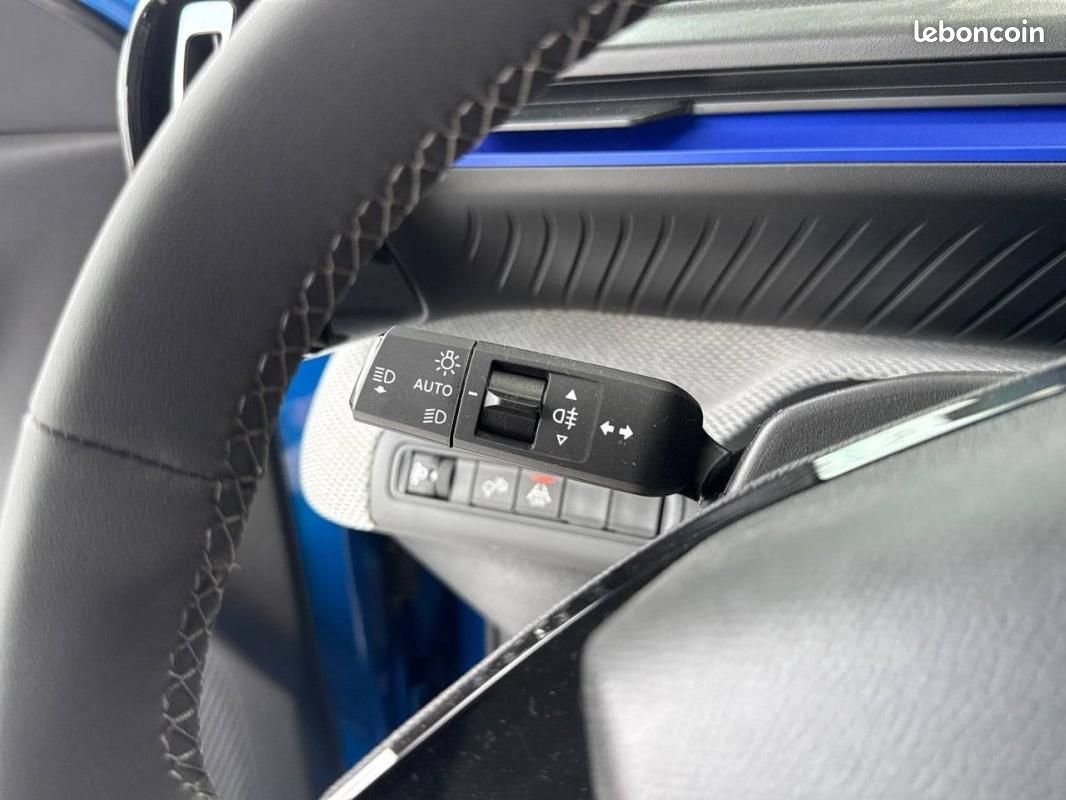 Citroën C3 Hybride 110 ch Automatique - Plus (image 19)
