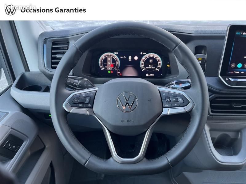 Volkswagen Crafter Fg 35 L3H3 2.0 TDI 140ch Business Traction BVA8 (image 13)