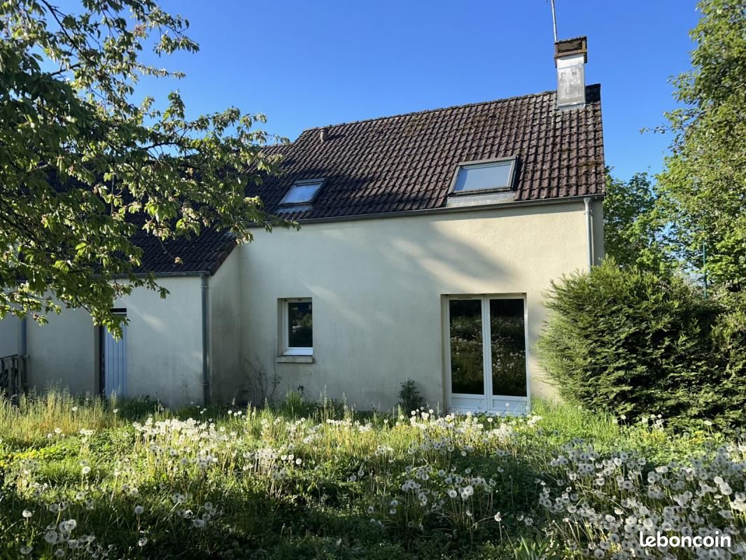 Maison 3 pièces 72 m² · à Bléneau · 72 m² · 553 €