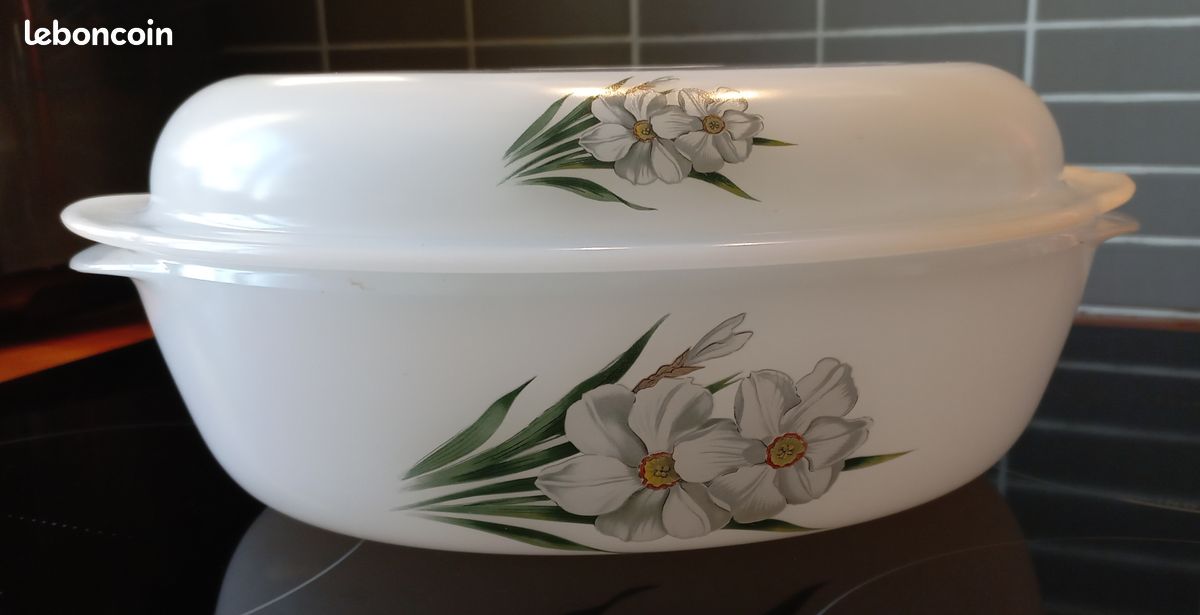 Cocotte Arcopal Vintage 'Narcisses' - Plat à Four Ovale 3L, Fleurs Blanches, TBE