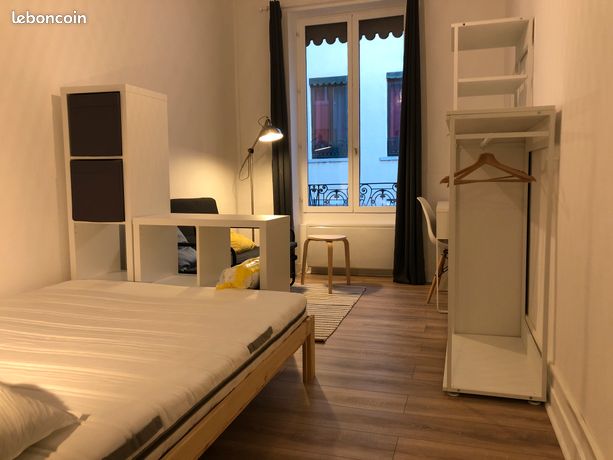 Studio meublé 21m2 Saxe Gambetta - Jean Macé — 1