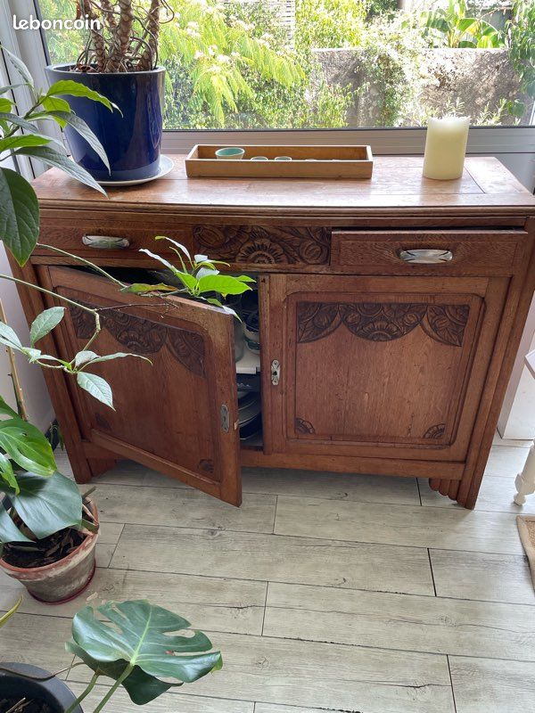 Petit buffet ancien en chêne sculpté – À restaurer (image 3)