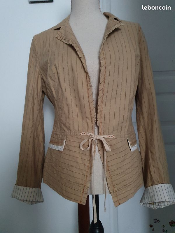 Veste légère beige marque Deca taille 3 (image 1)