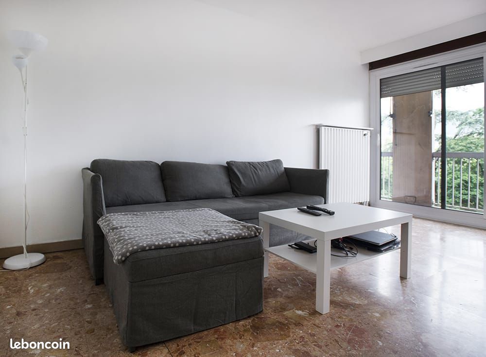 Appartement T2 55m2 + Balcon 15m2 / Vue dégagée sur Vercors (image 3)