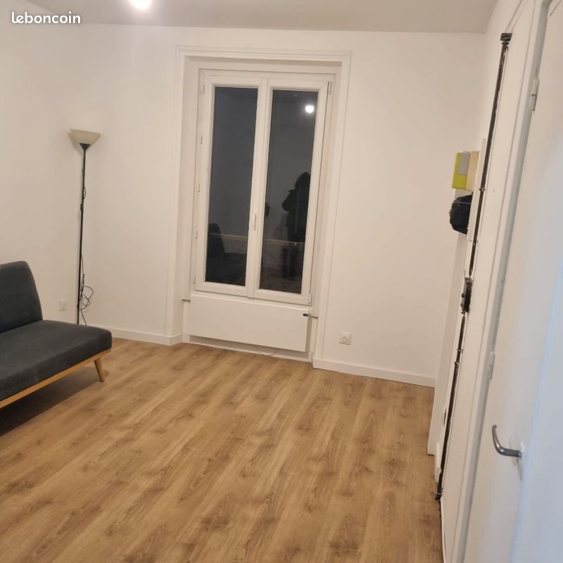 Appartement 1 pièce 19 m² · à Levallois-Perret · 19 m² · 195 000 €