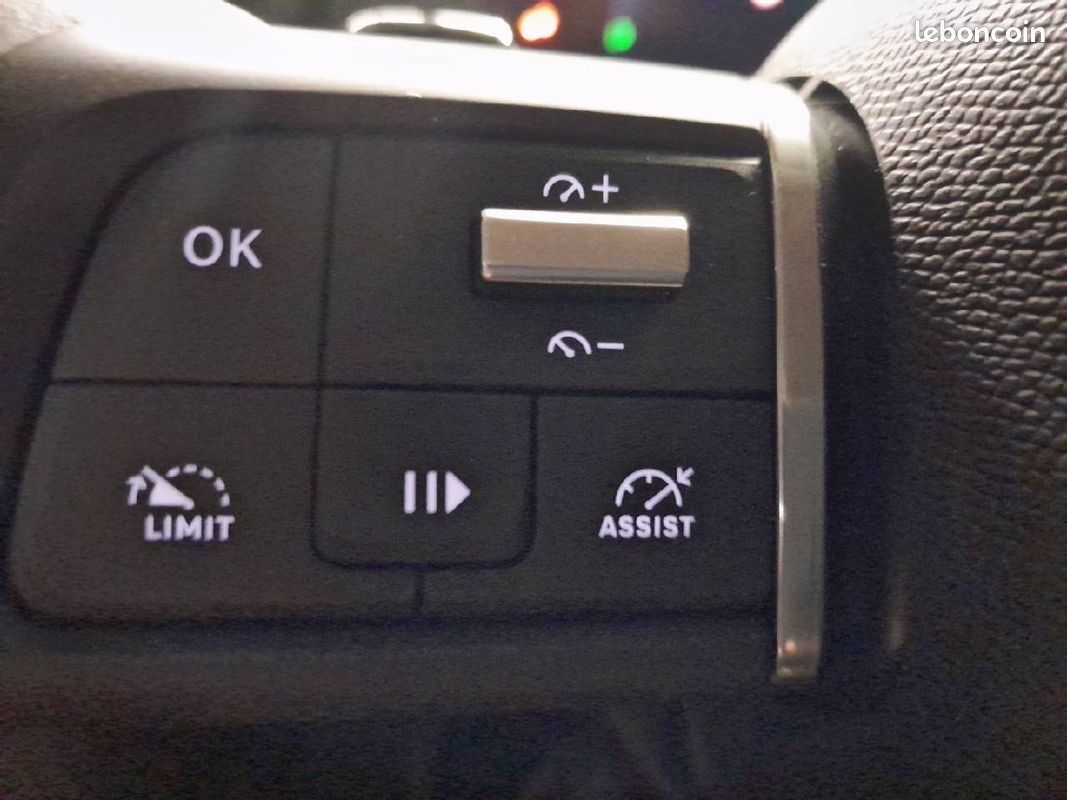 CITROEN C4 PureTech 130 EAT8 Plus (image 20)