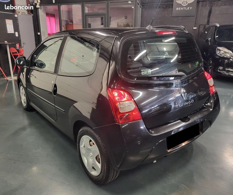 RENAULT Twingo II 1.2 i 16v LEV 75cv Dynamique (1ère Main) (image 7)