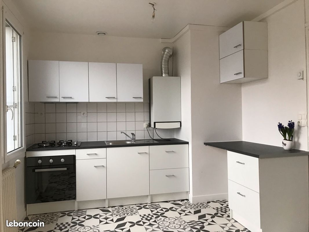 Appartement 3 pièces 50 m² · à Carhaix-Plouguer · 50 m² · 535 €/mois