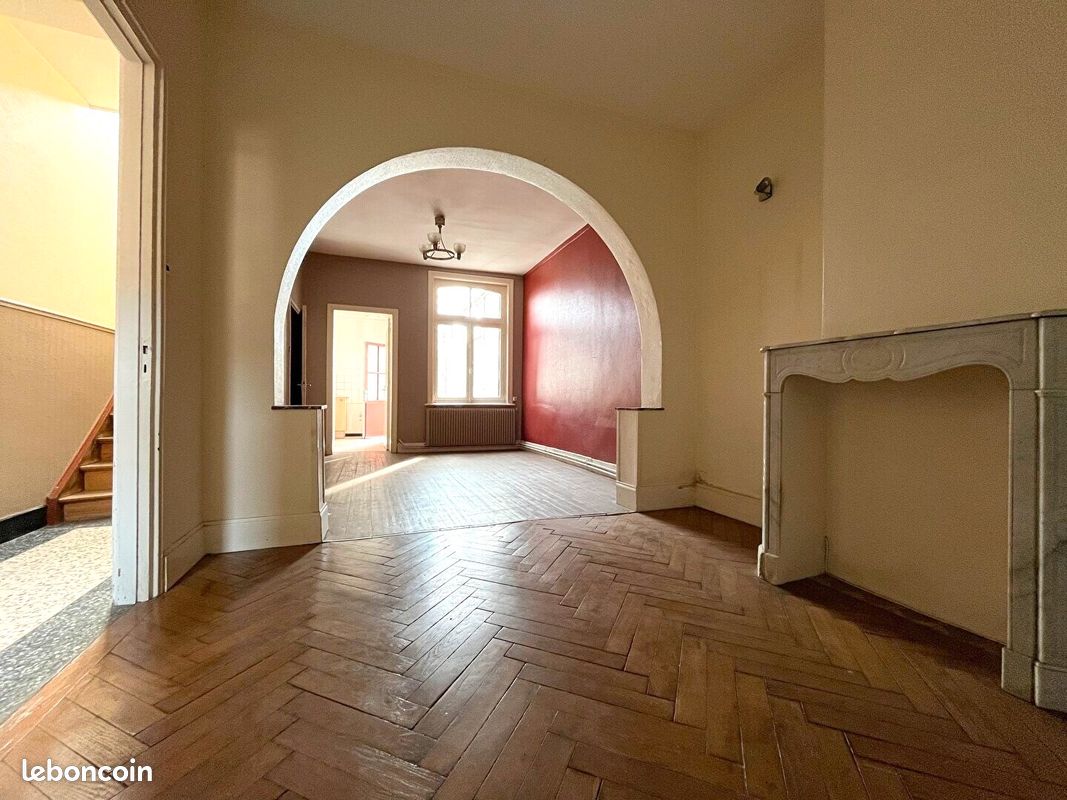 Maison 5 pièces 100 m² · à Lens · 100 m² · 89 000 €