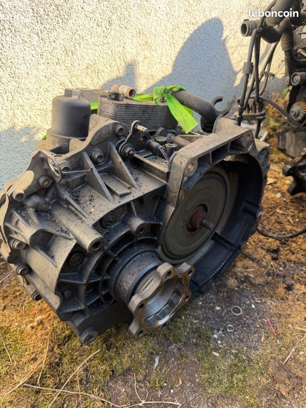 Boîte dsg 6 en bonne état (image 1)
