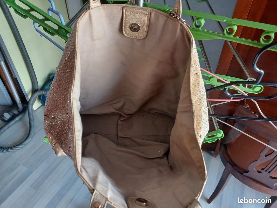 Sac couleur or avec brillant (image 3)