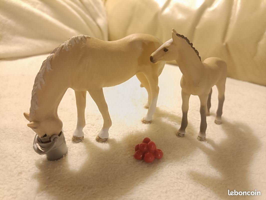 Lot Schleich jument et poulain Akhal Téké (image 1)