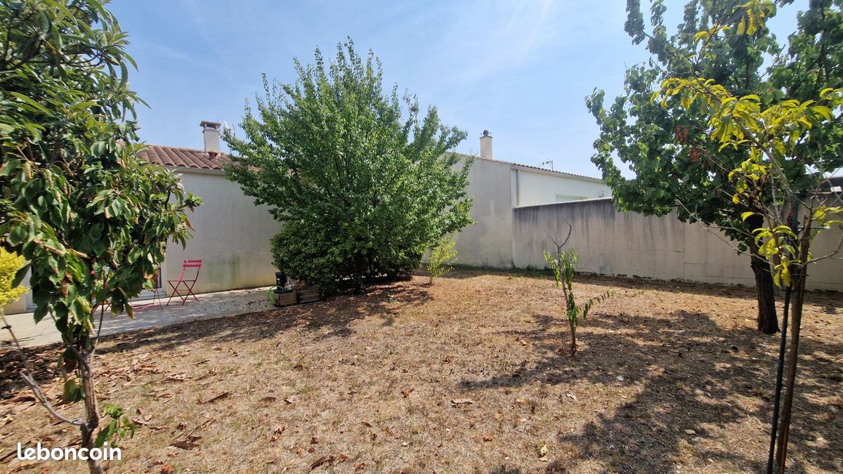 Maison 4 pièces 81 m² · à Vérines · 81 m² · 270 000 €