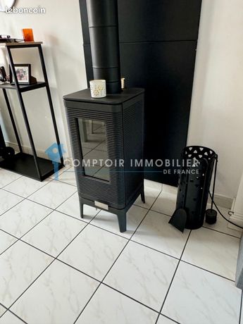 https://img.leboncoin.fr/api/v1/lbcpb1/images/b3/1f/27/b31f2759bb2c35174efe37083bdee68c6e51af5a.jpg?rule=ad-image