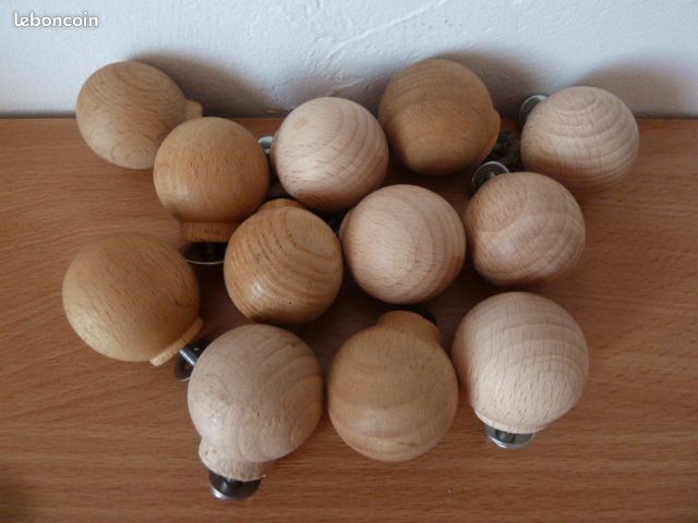 Poignée bouton bois blanc forme boule (image 4)