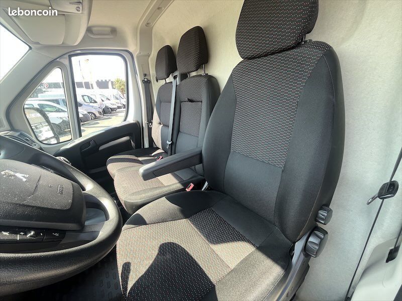 Peugeot Boxer FGN 2 PORTES LATERALES 335 L2H2 2.2 BLUEHDI 140 3T5 (image 12)