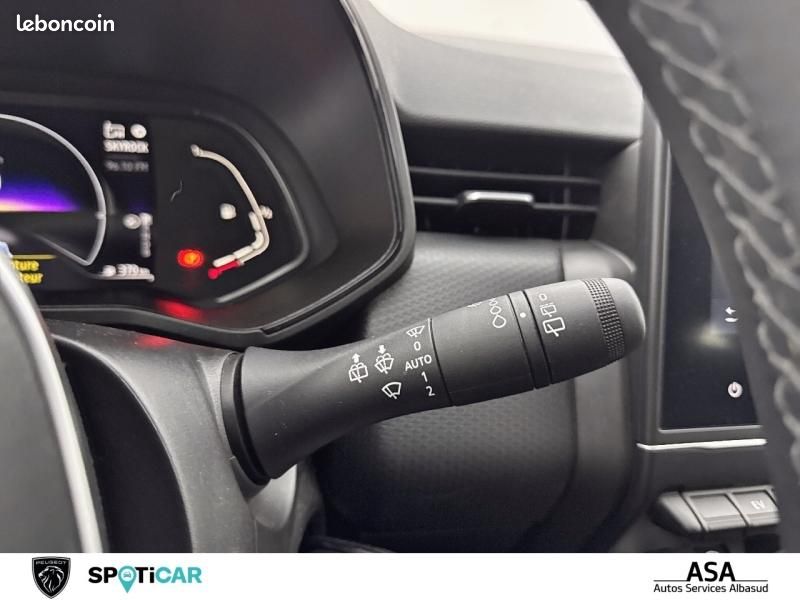 Renault Clio Réversible 1.6 E-Tech 145ch full hybrid Evolution (image 32)
