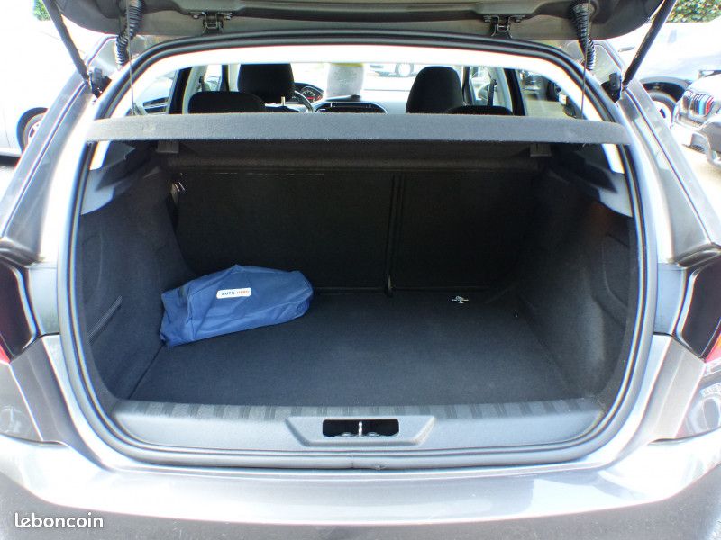 Peugeot 308 1.2 PURETECH 110CH E6.C S&S STYLE (image 9)