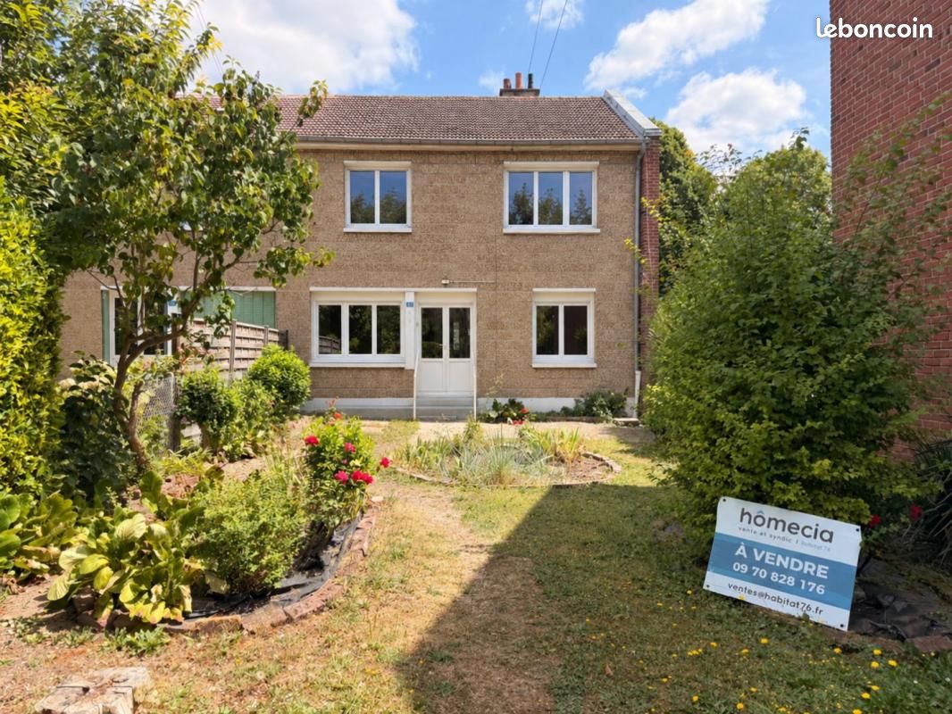 Maison 4 pièces 77 m² · à Le Houlme · 77 m² · 125 000 €