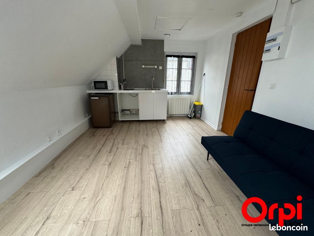 Appartement 1 pièce 15 m² · à Laon · 15 m² · 395 €/mois