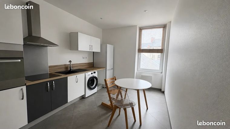 A louer appartement type 3 , place Giffard ( proche gare SNCF) — 2