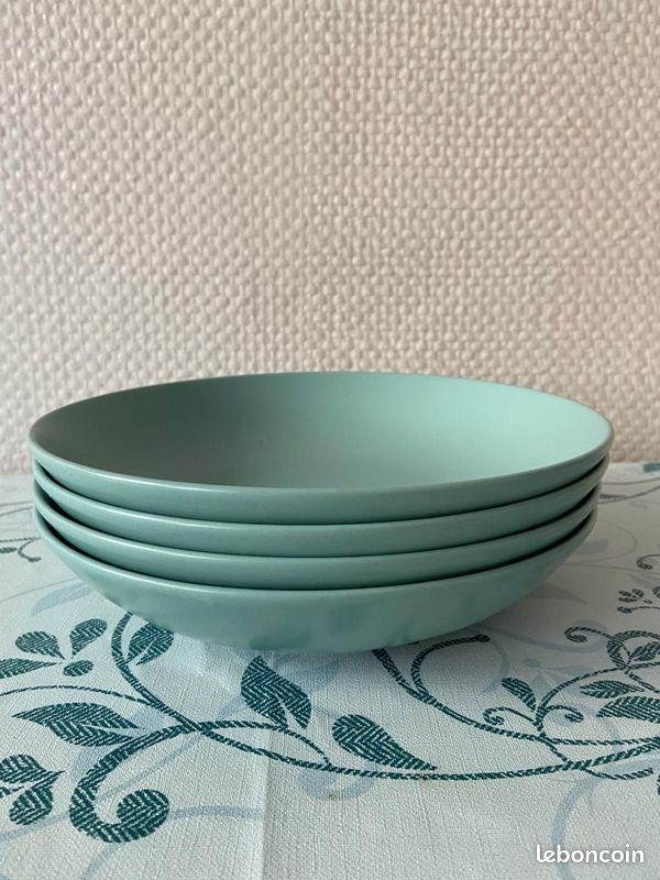 IKEA Quatre Assiettes Creuse - Mat Turquoise - FARGKLAR (image 1)