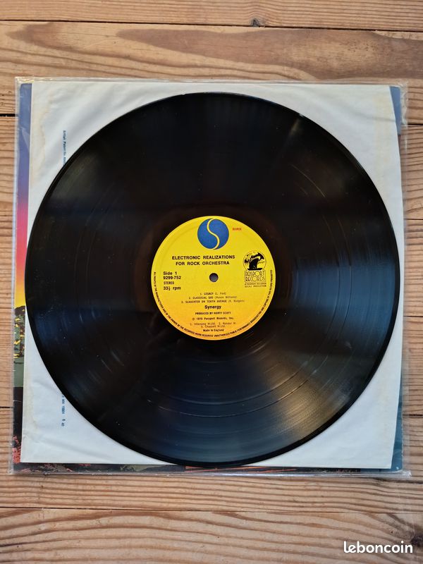 Synergy - Electronic Realizations For Rock Orchestra (Vinyl) (image 3)
