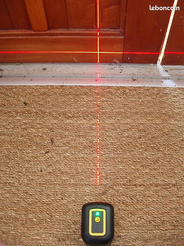 Laser de chantier complet avec accessoires (image 5)
