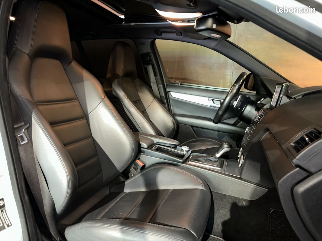 Mercedes CLASSE C BREAK 63 AMG 6.2 V8 457ch 7G-Tronic Historique Complet (image 13)