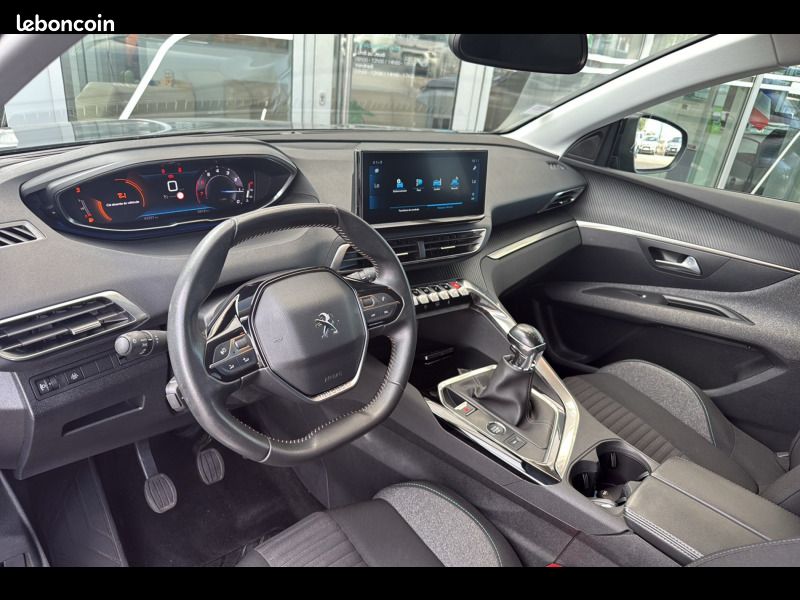 Peugeot 3008 Puretech 130ch S&S BVM6 Style (image 16)