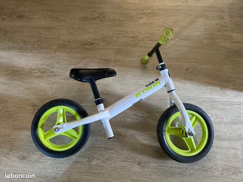 Draisienne enfant à partir de ans Vélos