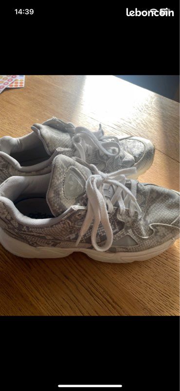 Adidas femme T40 (image 6)