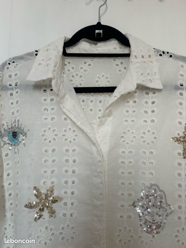 Chemise longue coupe liquette -blanc cassé - coton, broderies anglaises, sequins - TU jusqu’au 52 - neuve (image 2)
