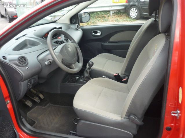 Renault Twingo II 1.2 75cv Authentique (image 5)