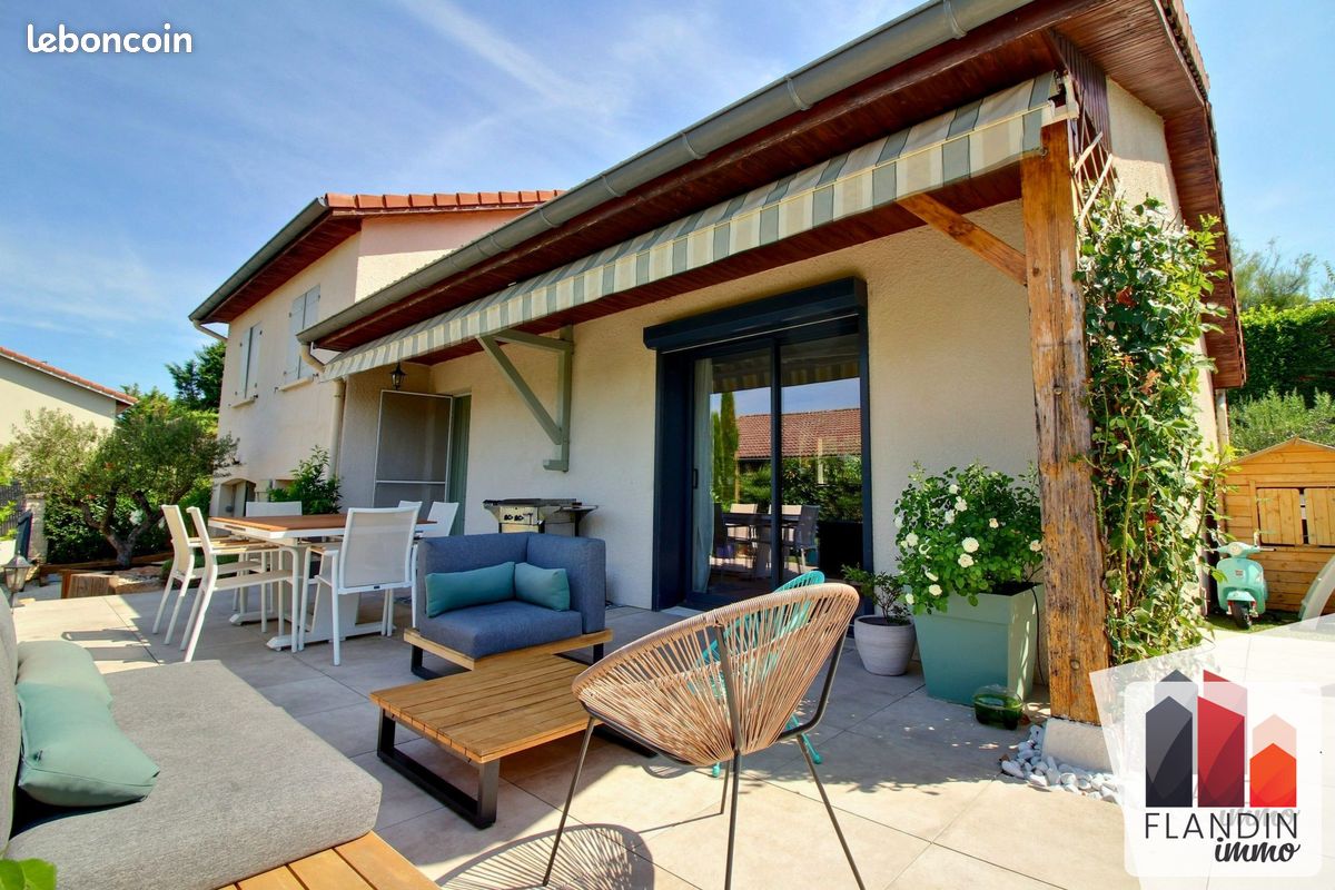 Maison 6 pièces 114 m² · à Grigny-sur-Rhône · 114 m² · 469 900 €