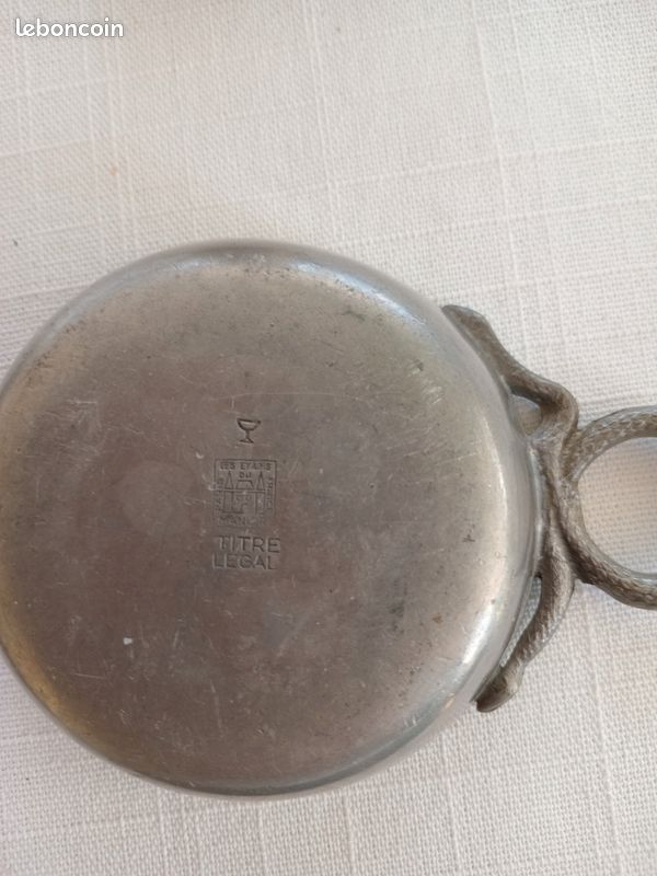 1 pilon en bronze et 1 cendrier en étain (image 5)
