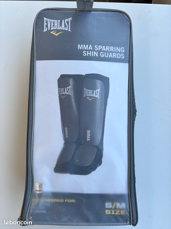 Protège Tibia - EVERLAST - Mma Shinguards - Noir - Mixte - Confort Protège Tibia - EVERLAST - Mma Shinguards - Noir - Mixte - Confort