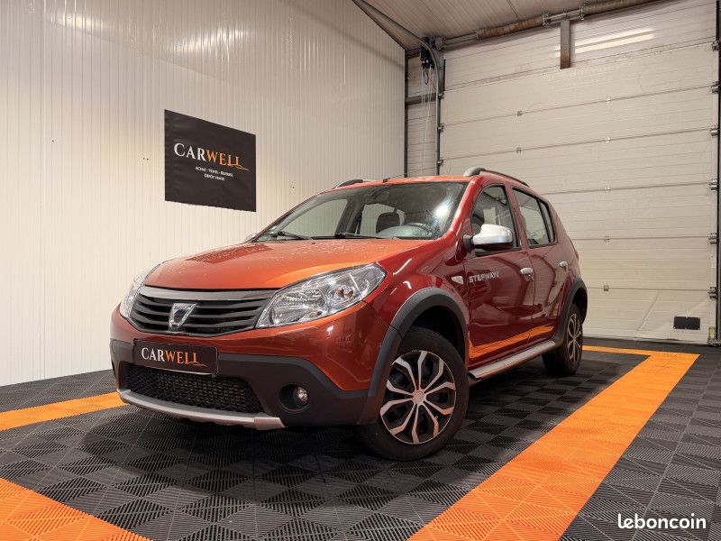 Dacia SANDERO 1.5 DCI 90CH ECO² LAUREATE (image 1)