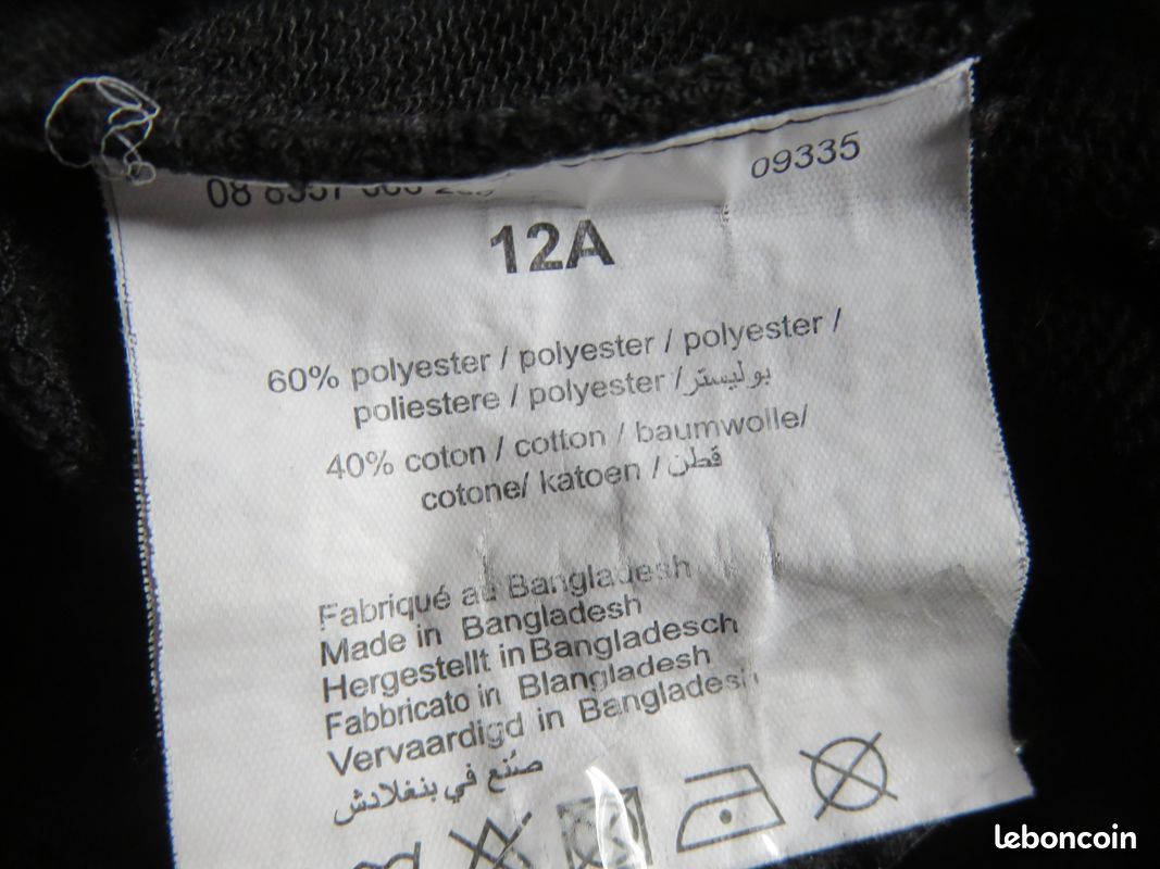 Sweat à capuche noir forme large Mis 2-3 fois 12 ans (image 6)