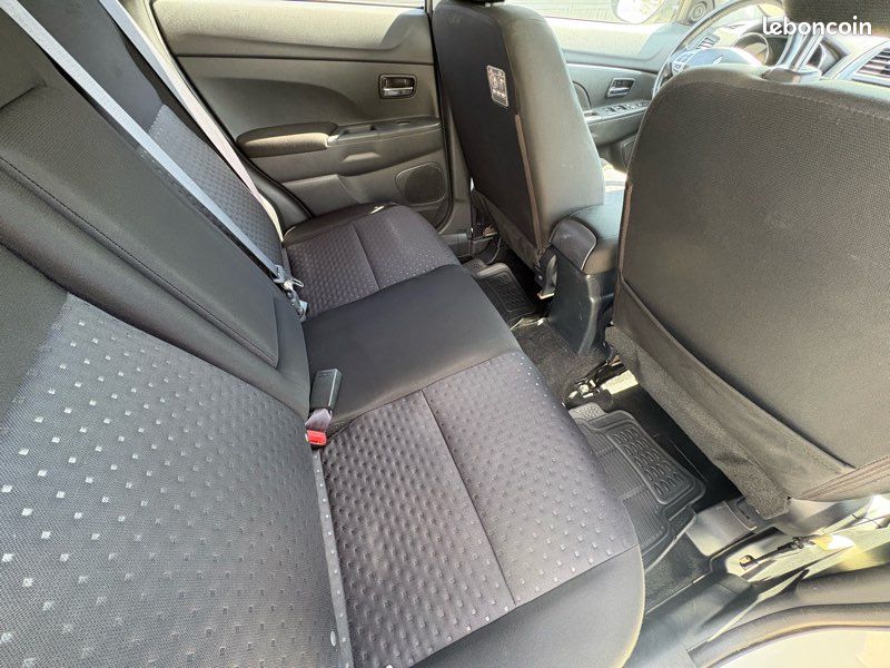 🚘 Mitsubishi ASX 1.8 DI-D DPF ClearTec Style (image 14)