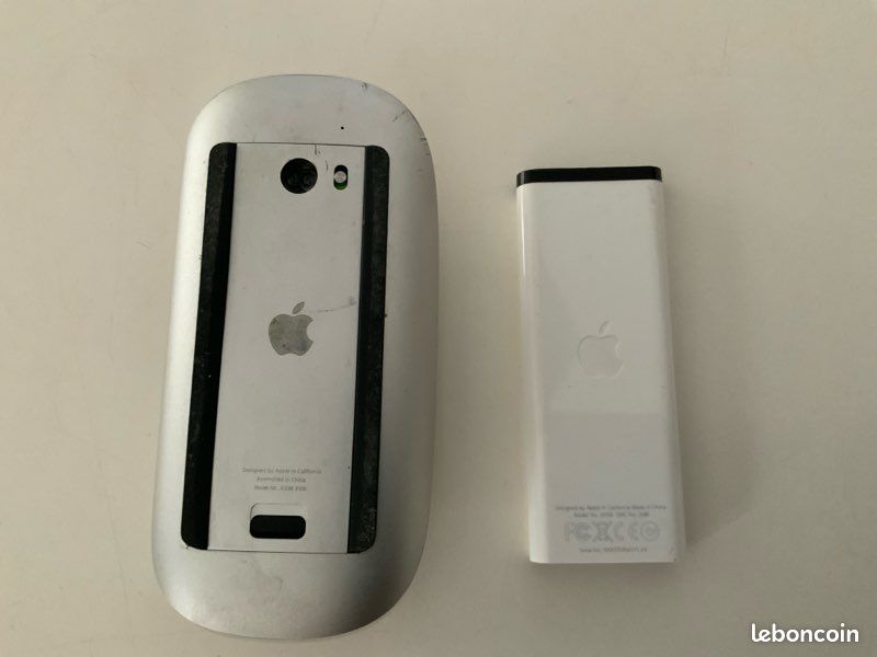 Souris + télécommande Apple (image 2)