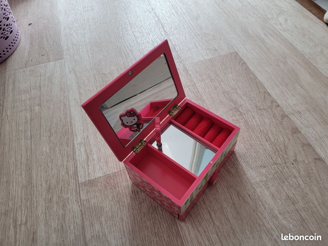 Boîte à bijoux enfant Hello Kitty (image 3)