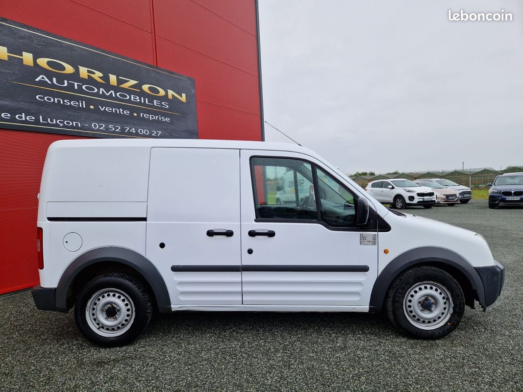 FORD TRANSIT CONNECT L1 Fourgon Ambiente - GARANTIE 12 MOIS (image 4)