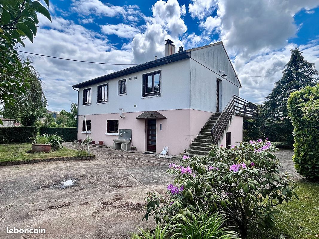 Maison 6 pièces 87 m² · à Lezoux · 87 m² · 195 000 €